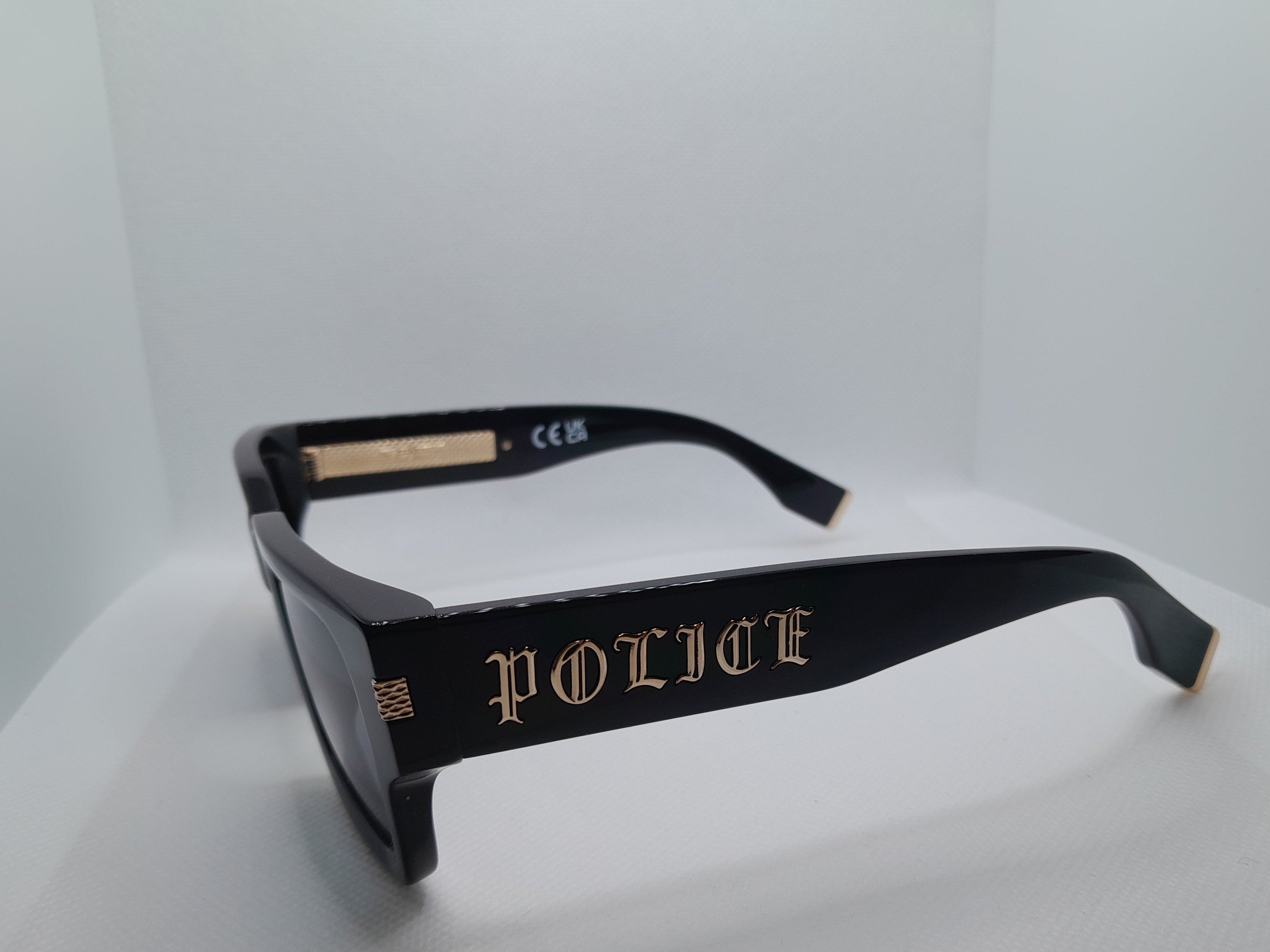 Police GOAT 1 oro