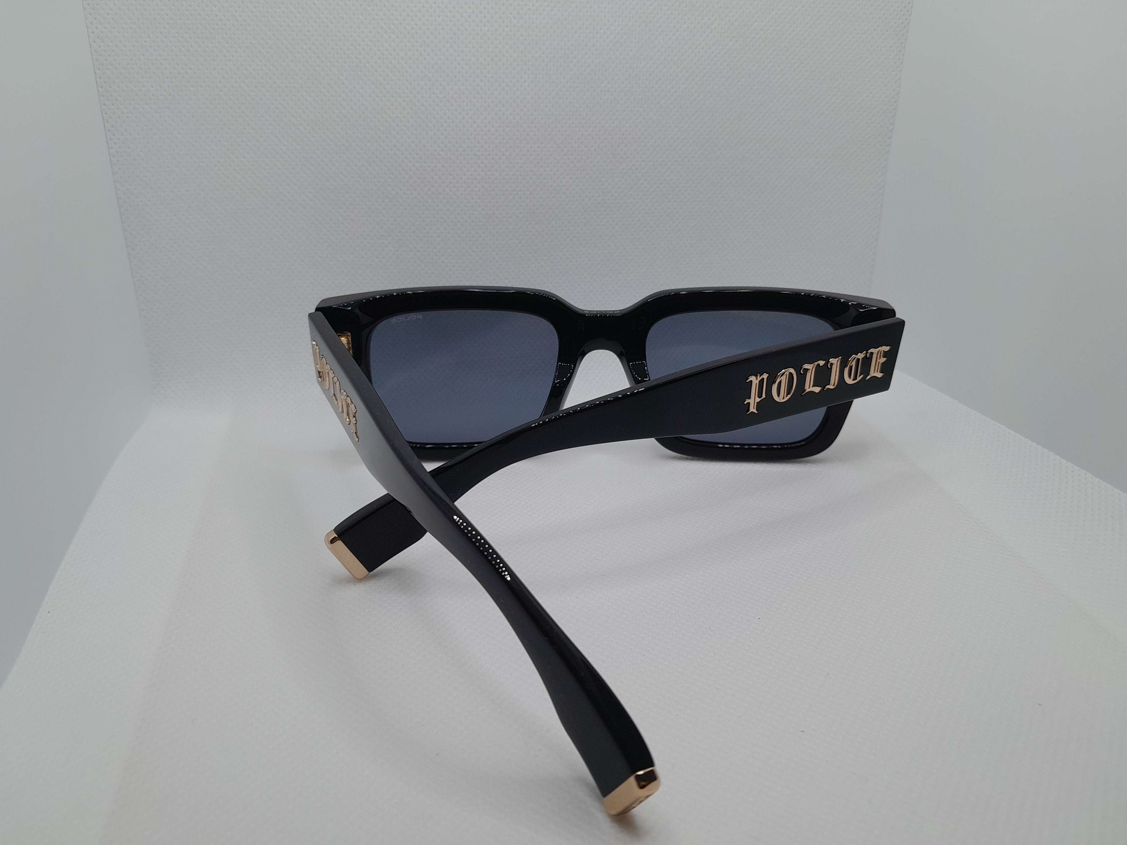 Police GOAT 1 oro