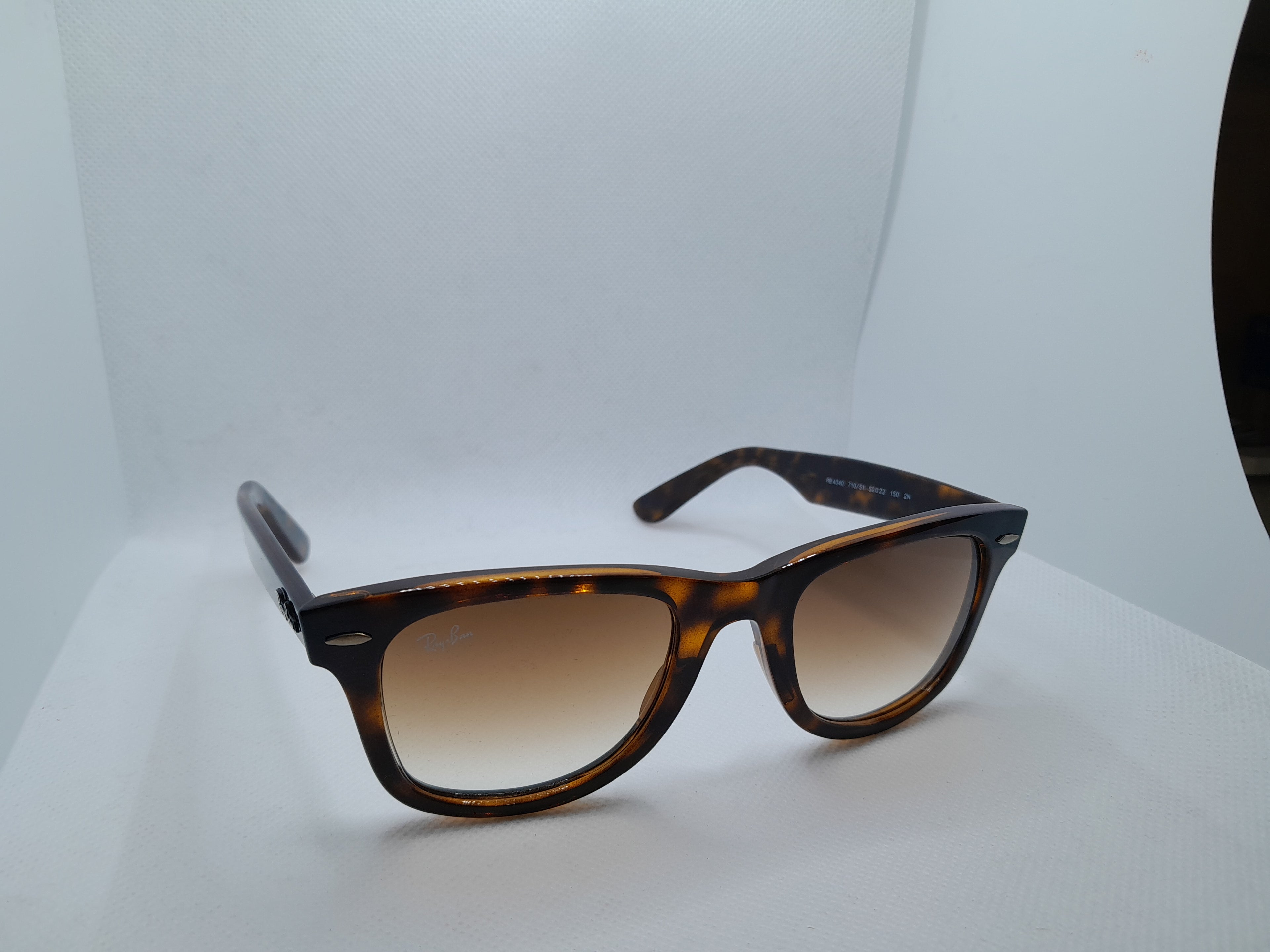 Rayban wayfarer Ease lenti marrone chiaro